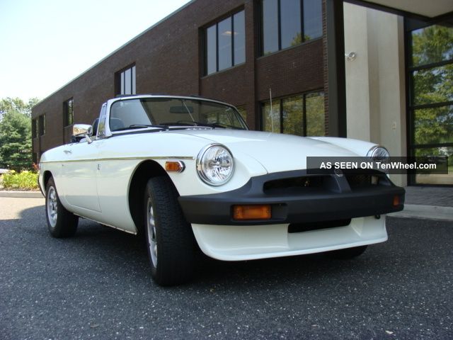  - 1977_mgb_convertible_classic_over_15k_invested_nr_1_lgw