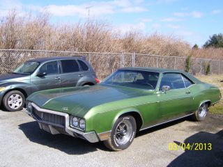 1970 Buick Riviera - 8 Cylinder - Mileage Is 47,  616 - photo