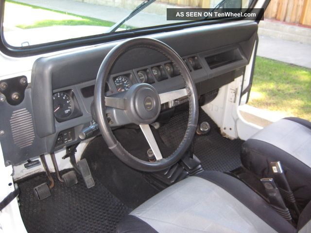 1993 Jeep Wrangler S Sport Utility 2 Door 2 5l Very