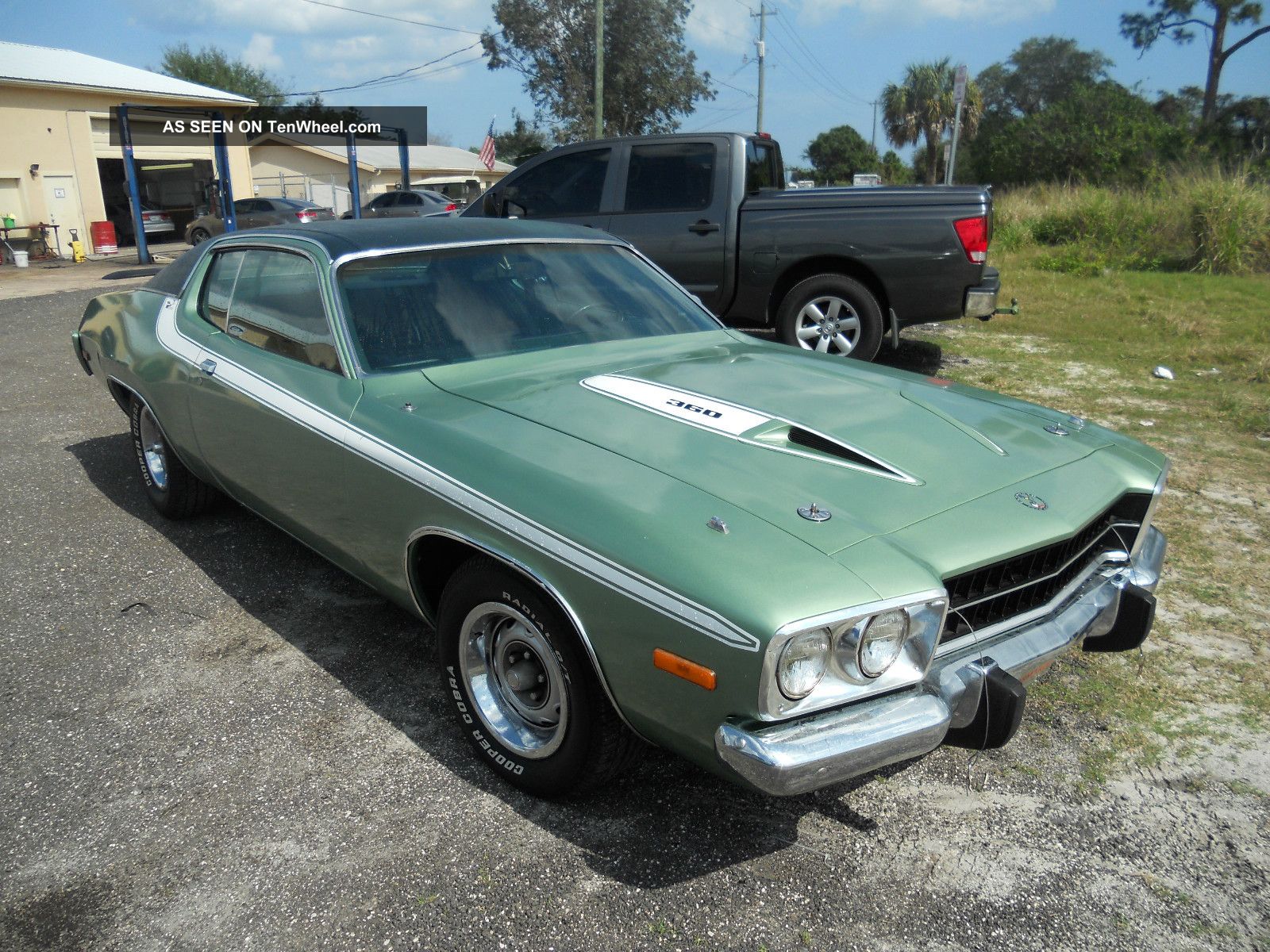 Plymouth; Road Runner 1974 318 With 360 Hds Clone Road Runner photo