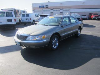 2000 Lincoln Continental photo