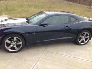 2010 Chevrolet Camaro 2lt Coupe Rs Package - Seats - Automatic photo