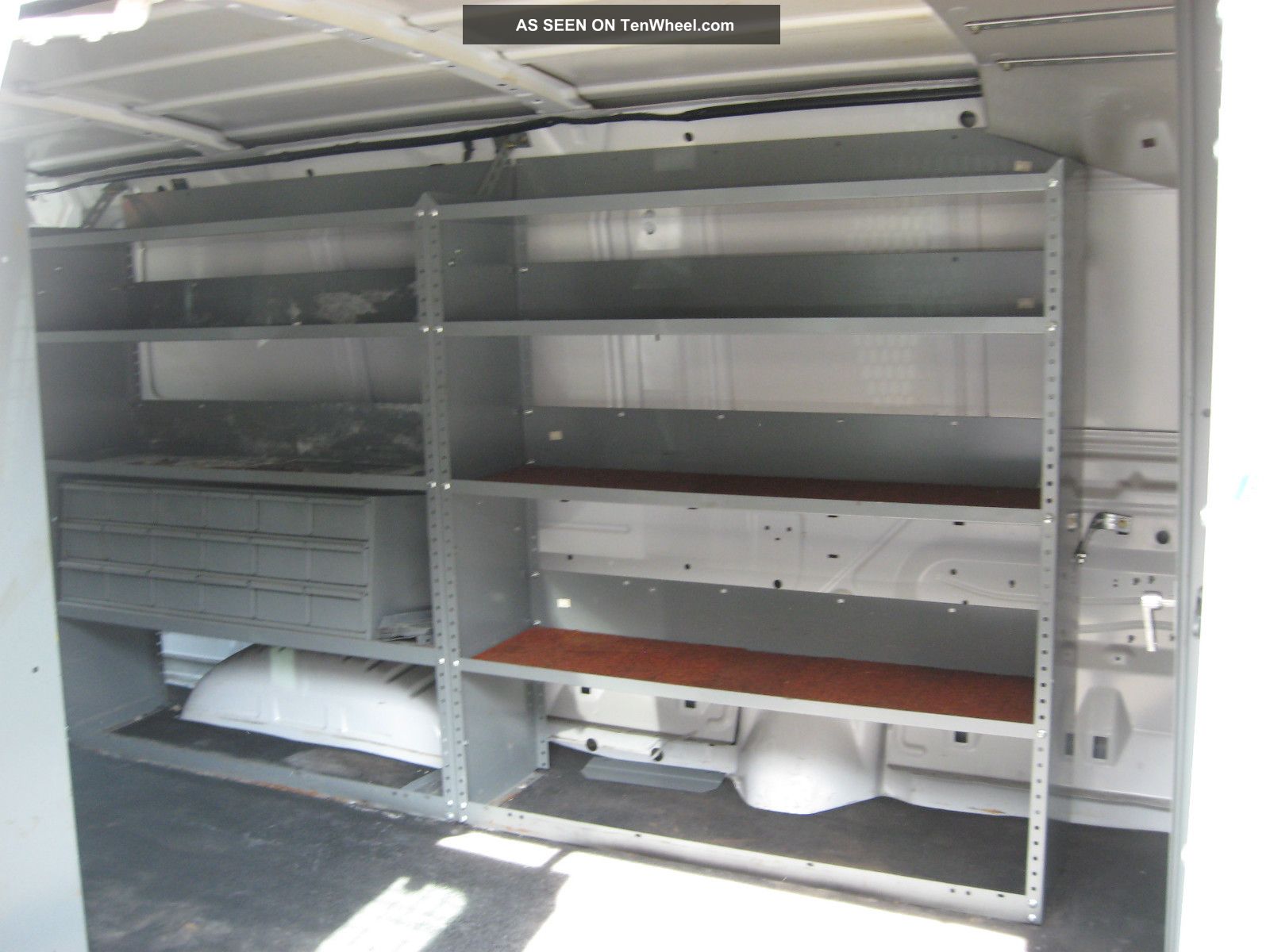 2004 E350 Extended Cargo Van Work Van With Shelving And Cages