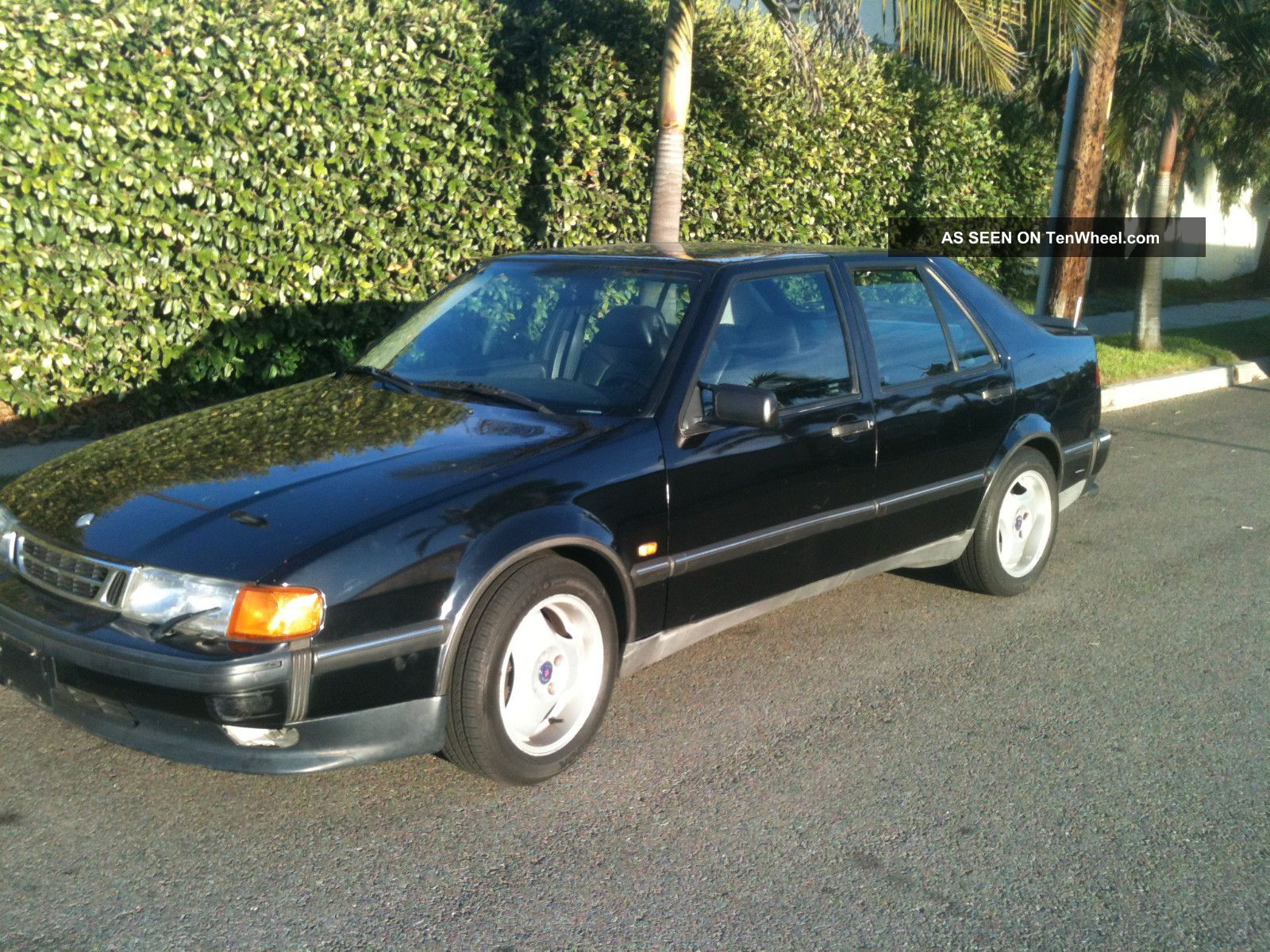 1998 Saab 9000 Cse Turbo Hatchback 4 - Door 2.  3l 9000 photo
