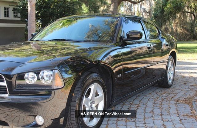 2010 Dodge Charger Sxt