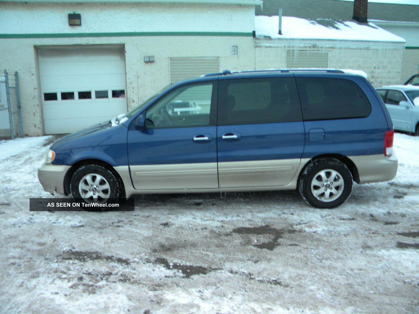 2002 kia sedona van