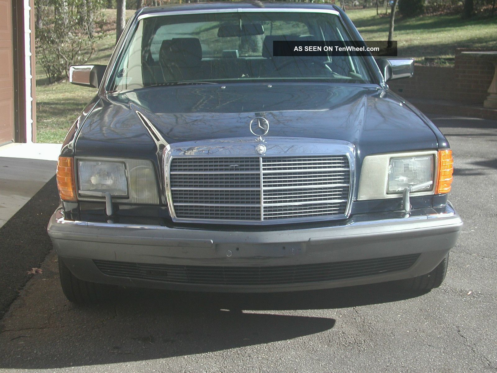 Trunk seal 1986 mercedes benz 420sel #1