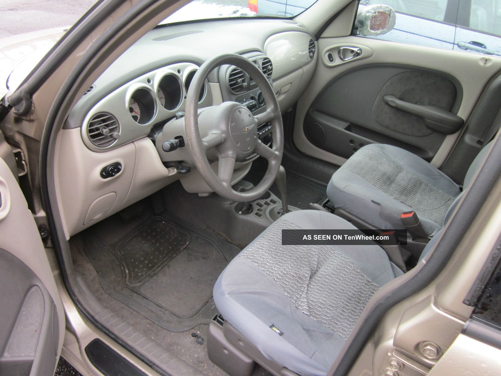 2002 Chrysler pt cruiser wagon