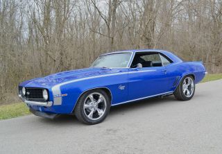 1969 Camaro Ss 396 With Very Strong 427 Car In Tru Blue Pearl photo