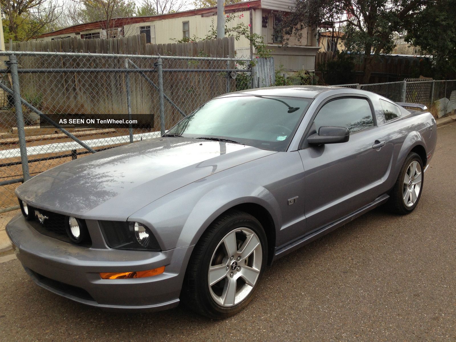 2006 ford mustang specs
