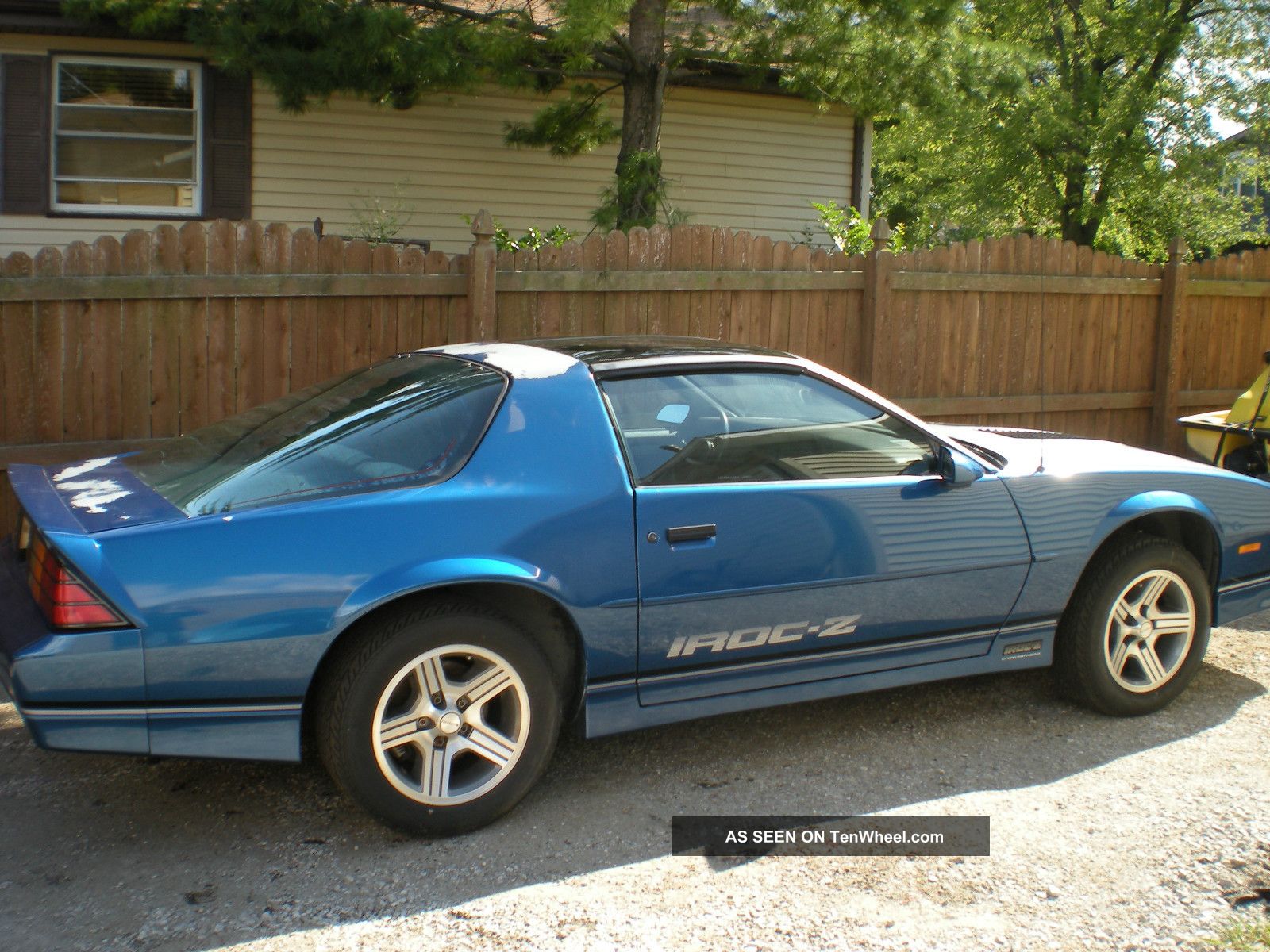 1989 Chevrolet Camaro Iroc - Z Coupe 2 - Door 5.  7l Street / Strip Car With Extras Camaro photo