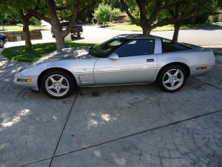 1996 Chevrolet Corvette Coupe Collector ' S Edition Hatchback Only 469 Ever Made photo