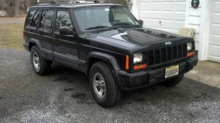 1999 Jeep Cherokee Sport - 4 - Door 6cyl / 4.  0l Engine photo