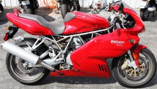 2004 Ducati Supersport 1000 Ds Red photo