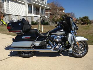 2012 Harley Ultra Classic Limited photo