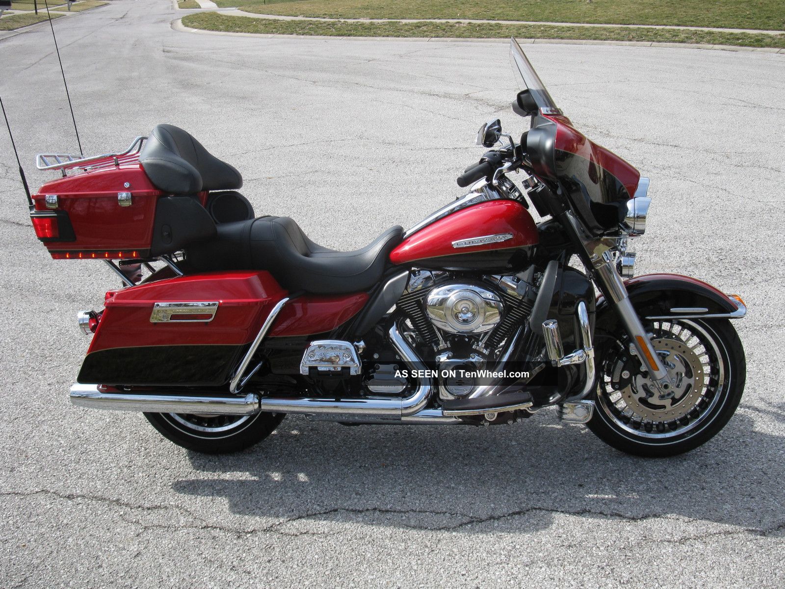 Harley  Davidson: Touring 2011 Flhtk Ultra Classic Limited Cherry And 