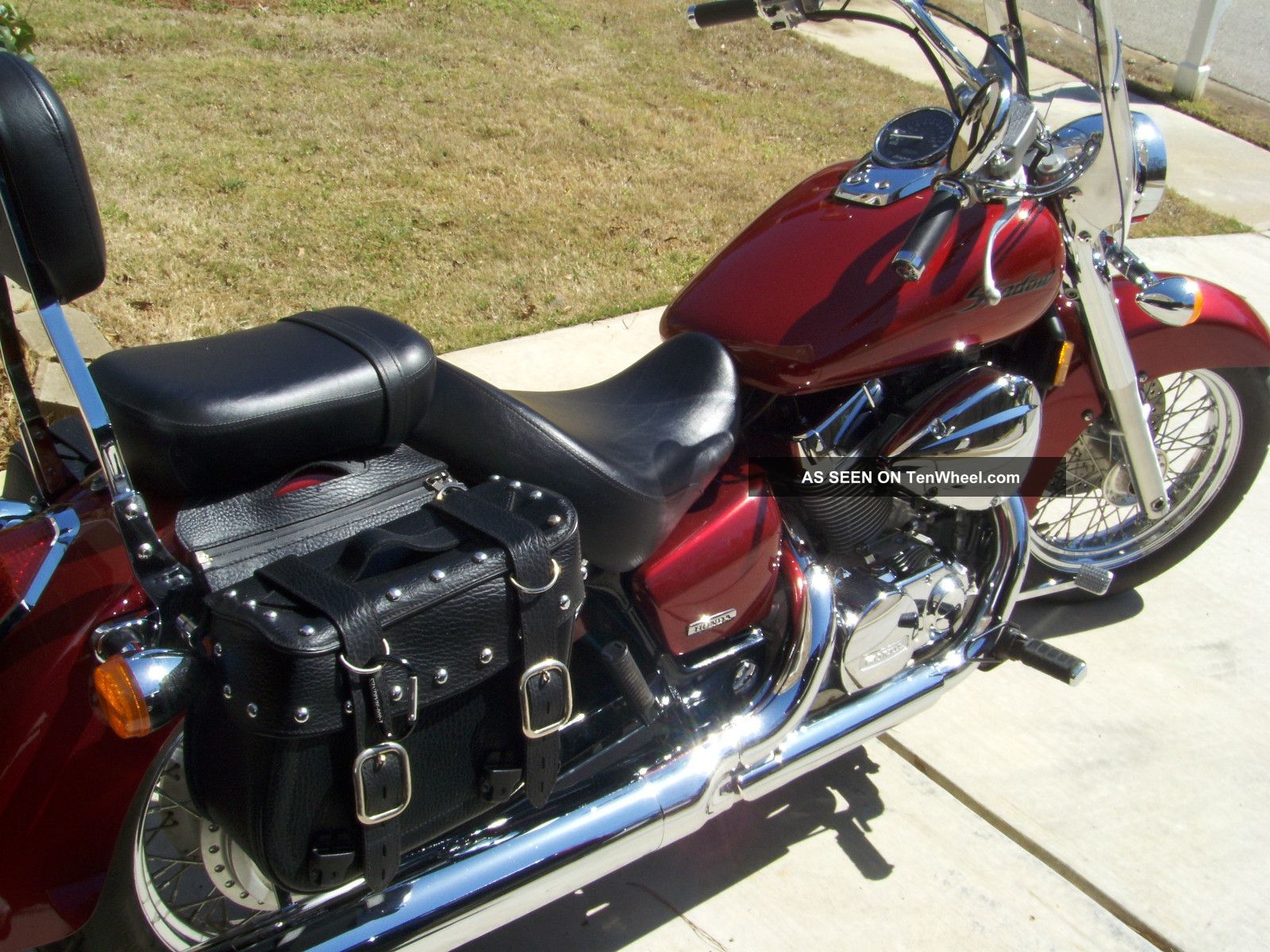 2005 honda shadow 750 seat