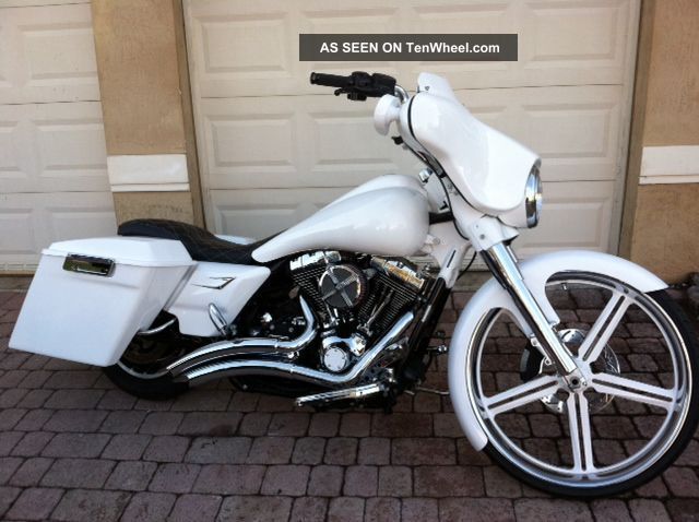 2010 Harley Davidson Custom Bagger - - 26 - - - Touring photo
