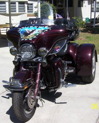 2005 Harley Davidson Ultra Classic Flhtcui With Champion Trike Kit photo