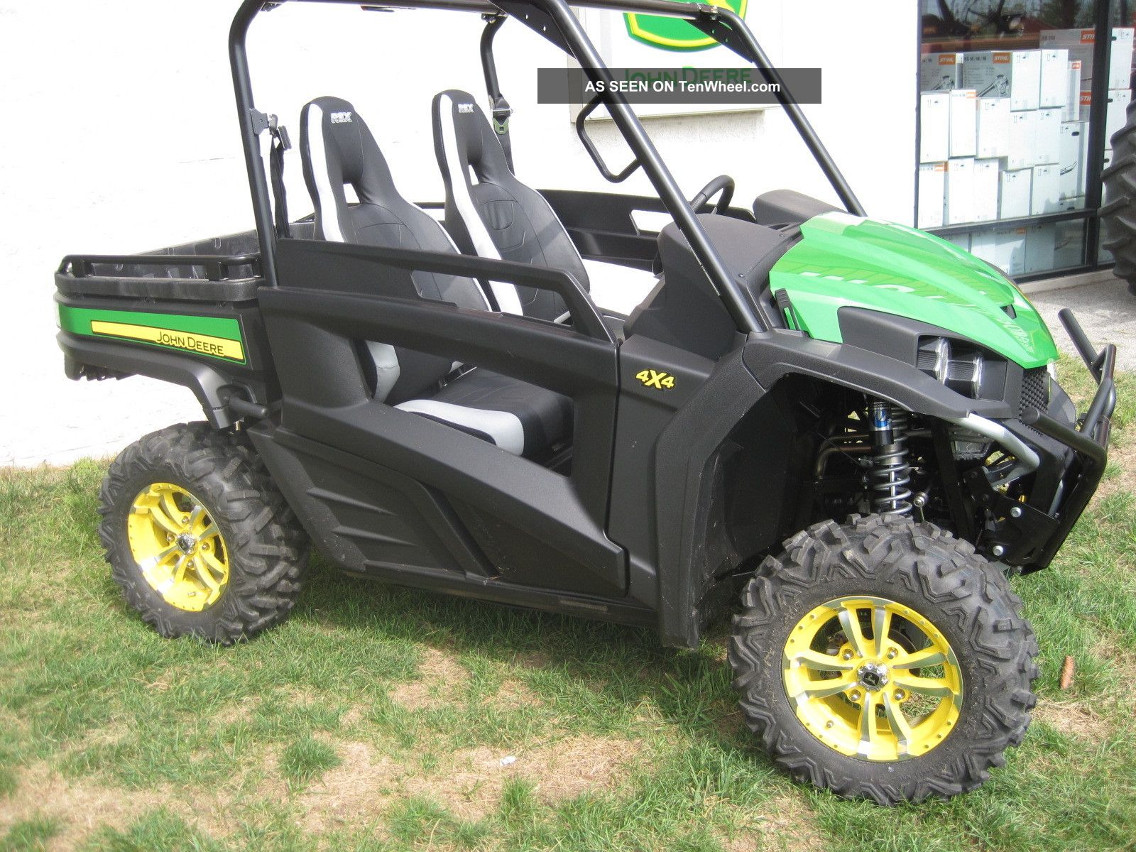 2013 John Deere Gator