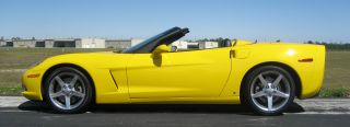 2006 Corvette Convertible,  9500 Mi,  Automatic,  Power Top, ,  Bose,  Heads - Up photo
