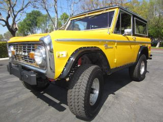 1971 Ford Bronco Sport - - Dana 44,  Ps,  Straight And 99% Rust photo