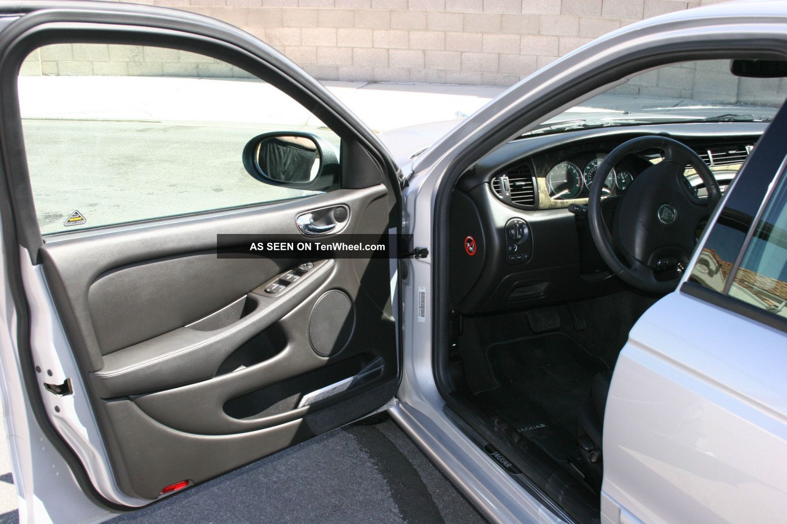 2002 Jaguar X Type Sedan 4 Door 3 0l Sport