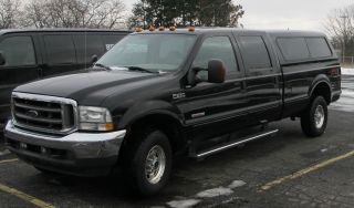 2004 Ford F350 Pickup Crew Cab 8 ' Bed Diesel 6l V8 Duty $11000 In Upgrades photo
