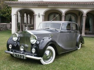 1946 Rolls Royce Silver Wraith Hj Mulliner photo