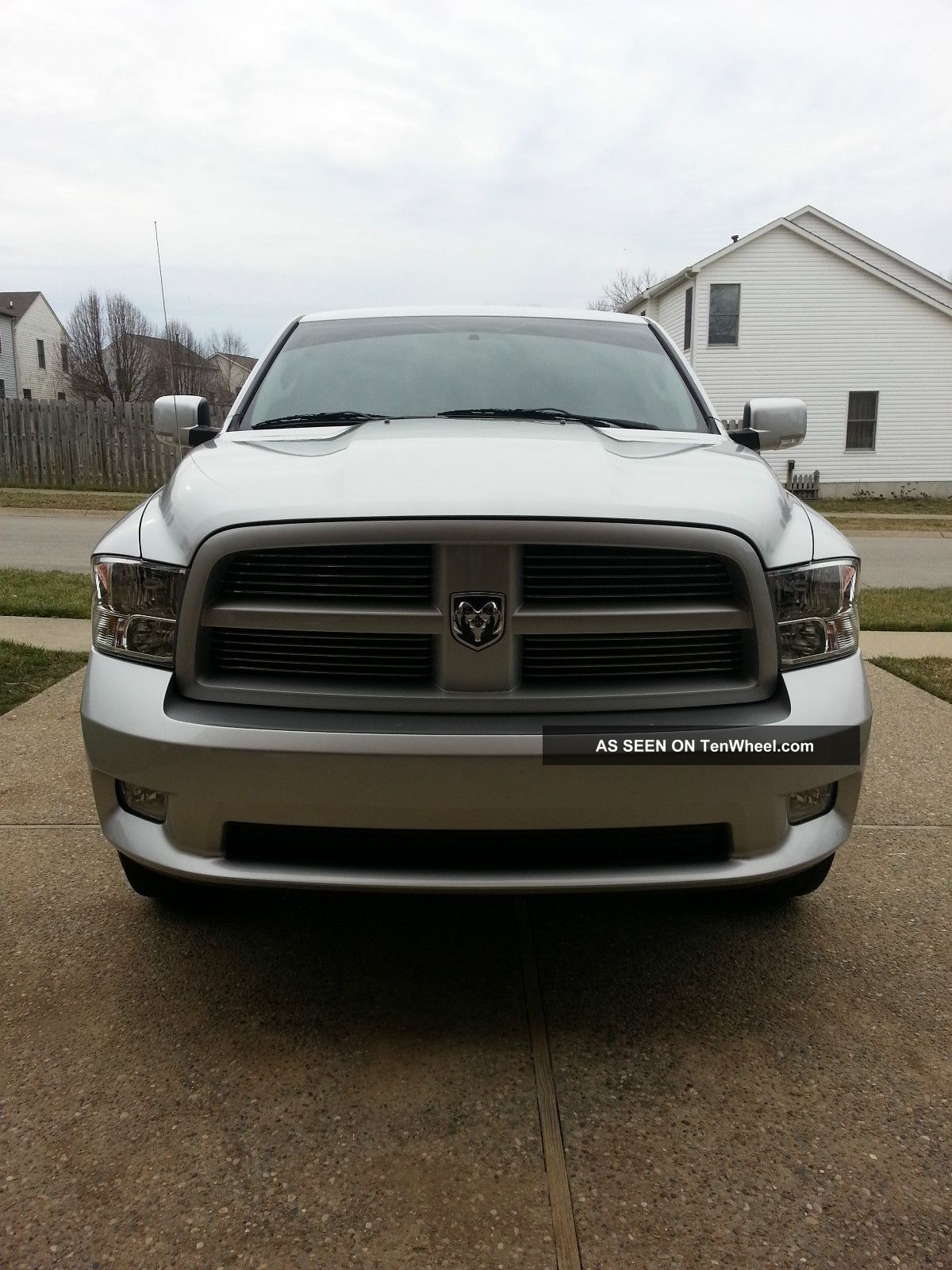 2011 Dodge Ram 1500 Crew Cab Sport