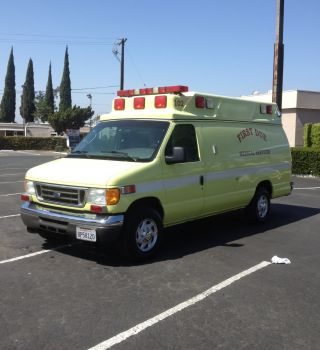 2005 Ford Ambulance Type Ii photo