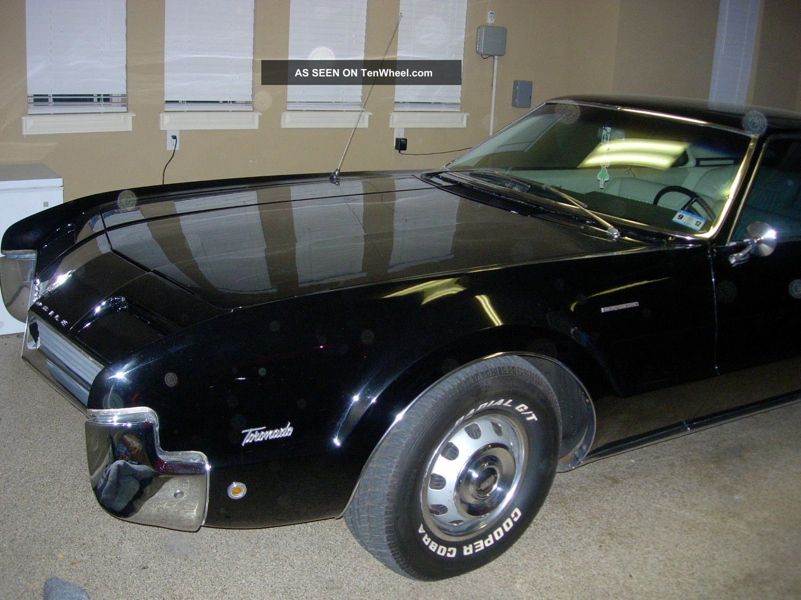 1966 Oldsmobile Toronado Black With White Interior