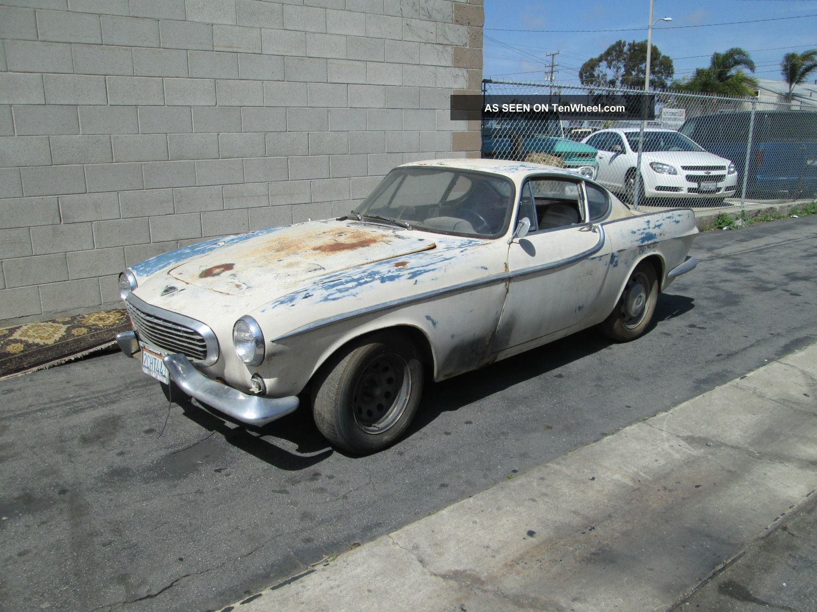 1964 Volvo P1800s Sitting In Garage Since 2000 Needs Restoration Very Complete Other photo