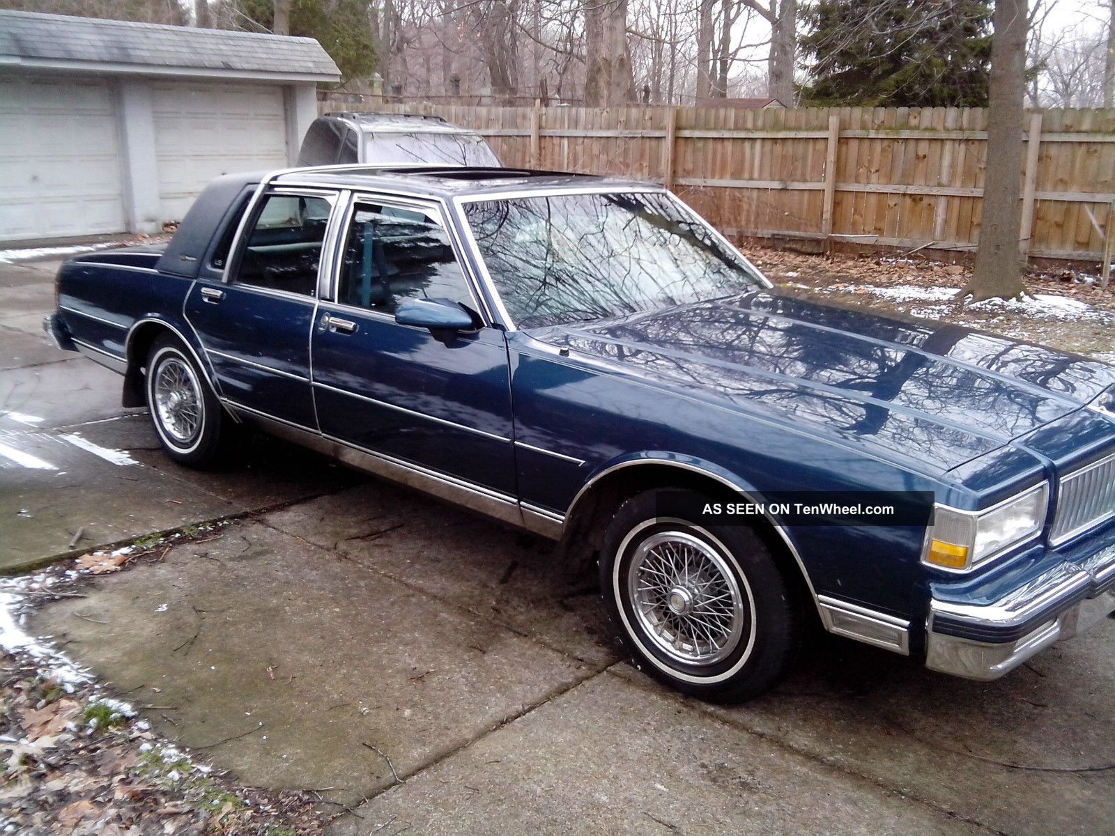 1990 Chevrolet Caprice Classic Ls Brougham Sedan 4 Door 5 0l