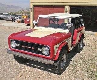 1968 Ford Bronco Roadster / Sport photo