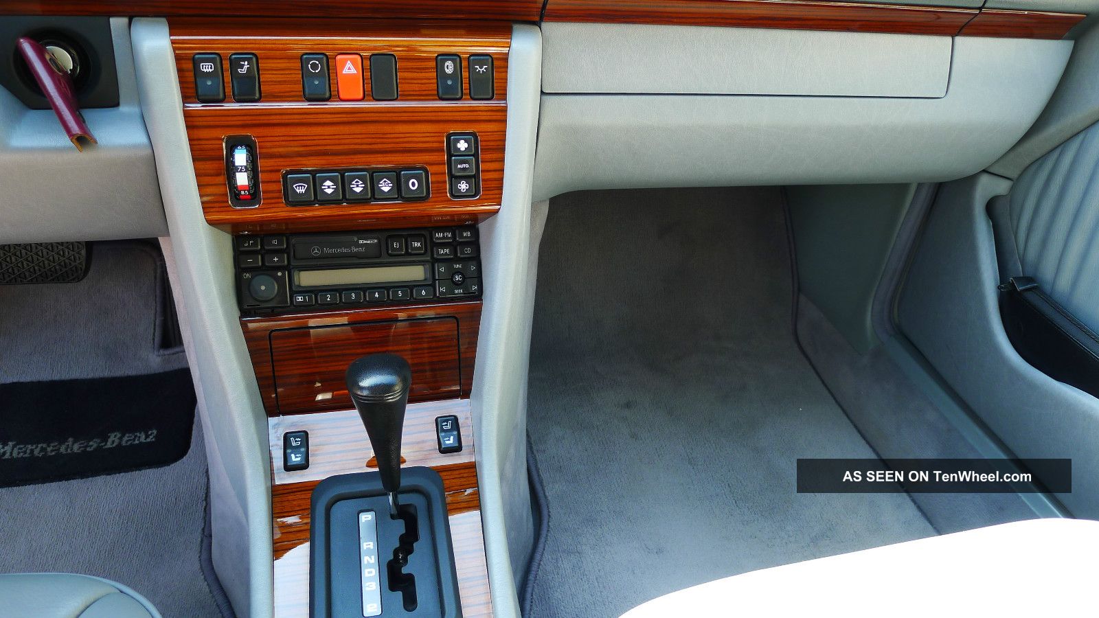 Mercedes 1994 E320 Sedan