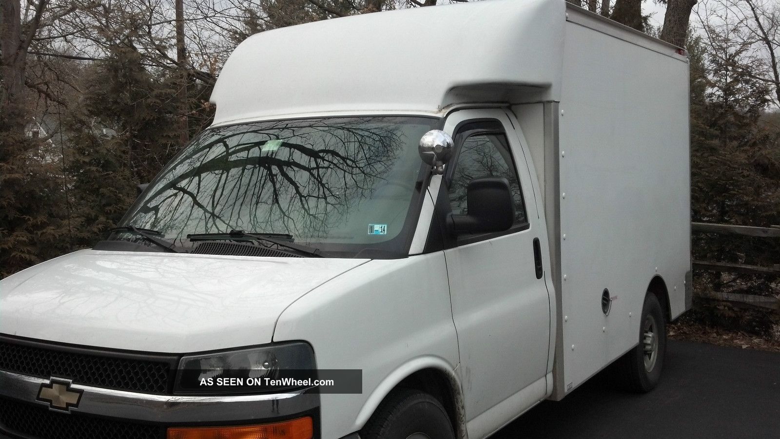 2008 Chevrolet Express 3500 W / Ten Foot Spartan Body And Custom Shelves