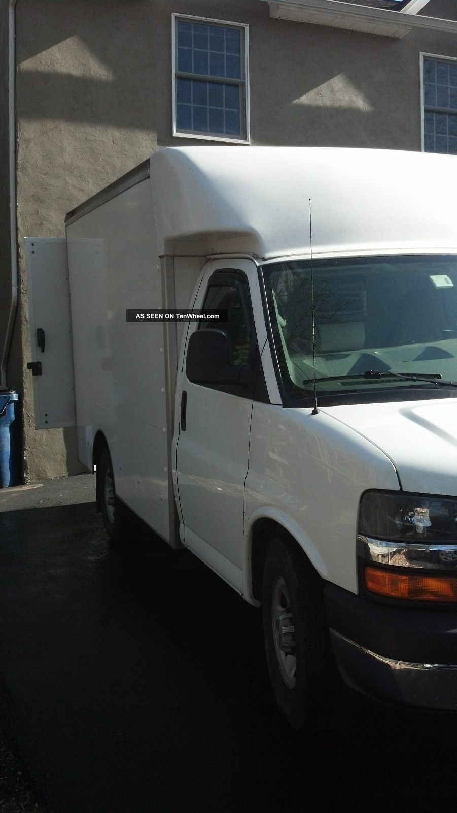 2008 Chevrolet Express 3500 W / Ten Foot Spartan Body And Custom Shelves