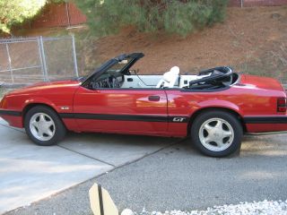 1985 Ford Mustang Gt Convertible 5.  0l photo