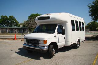 2003 Ford E - 350 14 Passenger Bus With 7.  3l Powerstroke Diesel photo