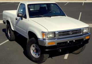 1993 Toyota Pickup Truck Hilux,  5 - Speed 4x4,  California Truck photo