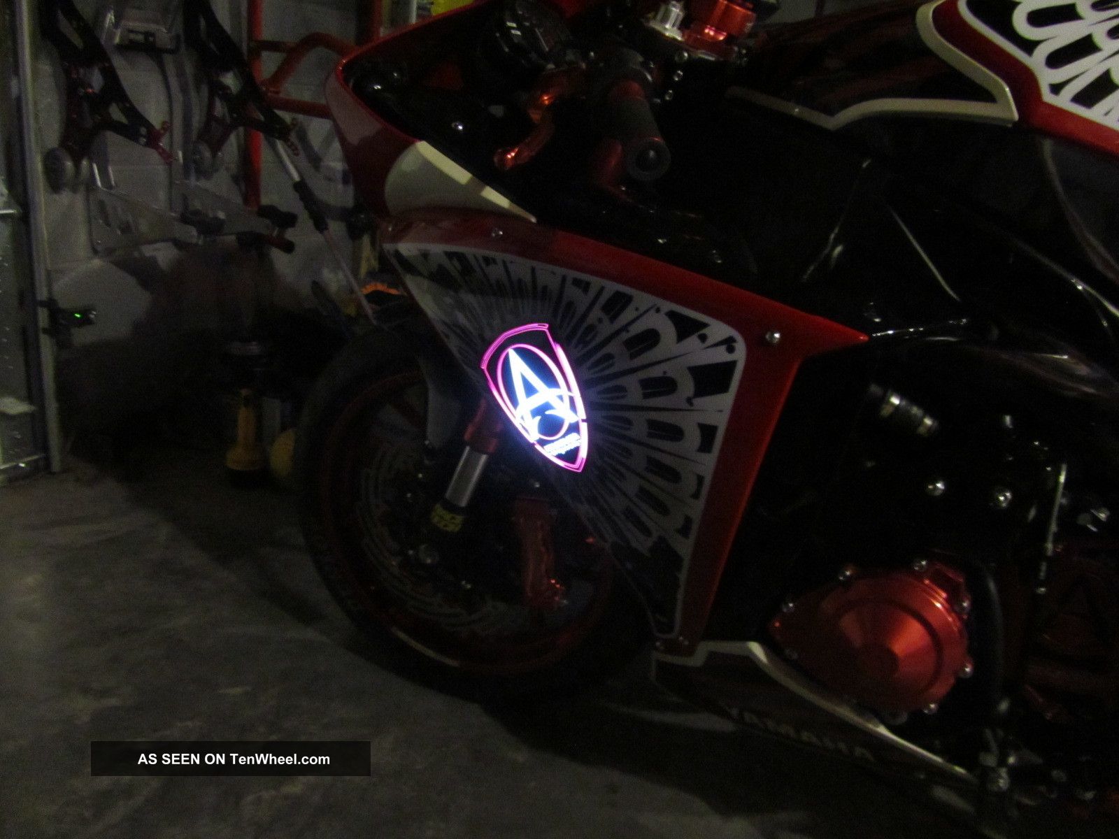 2009 Yamaha R1 Single Sided Swingarm Boz Bros Bike Custom Showbike