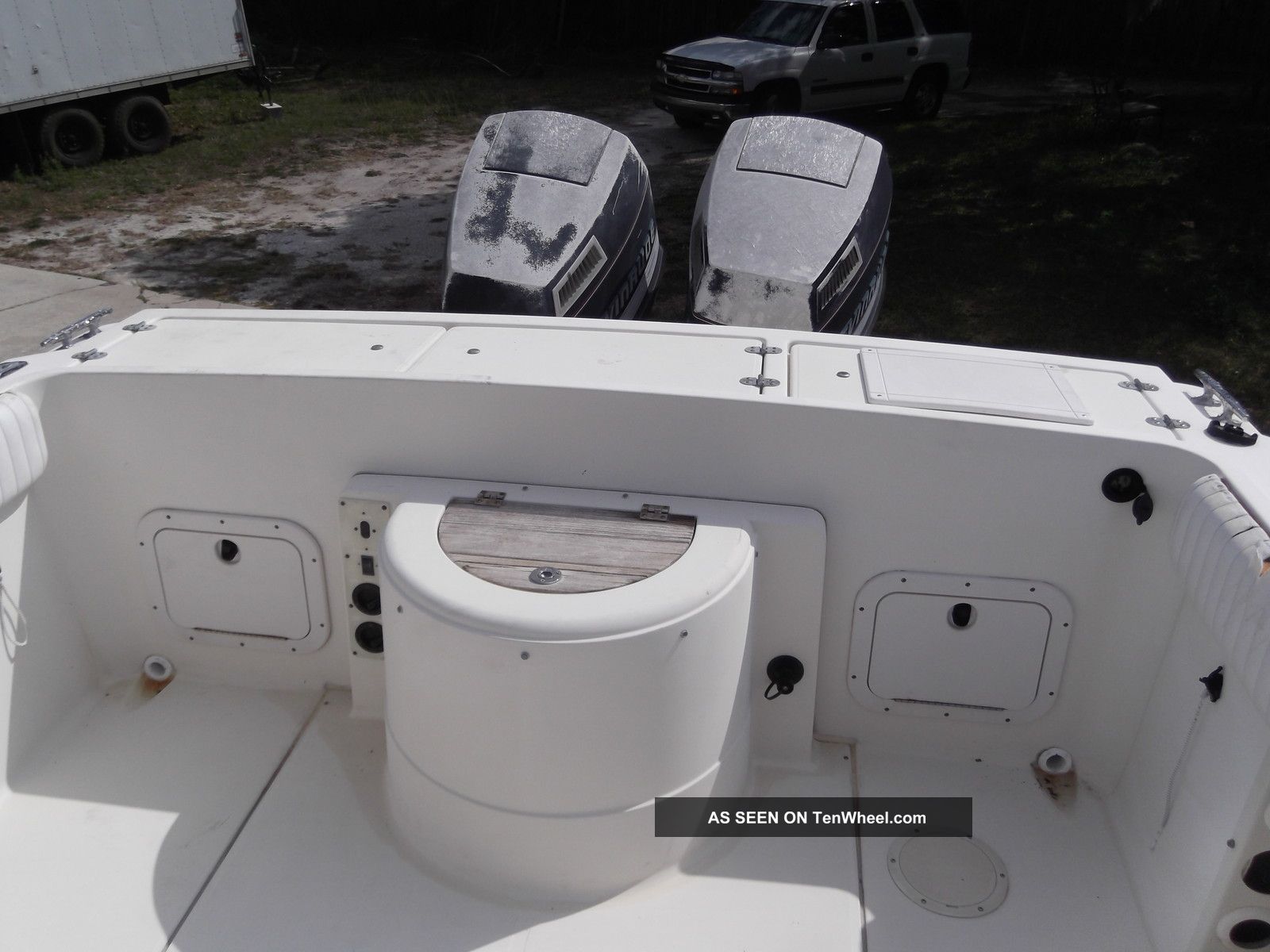 1990 Donzi Marine F25