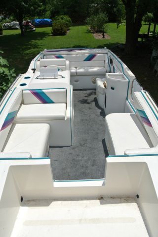 2000 Caliber One Party Deck Boat photo