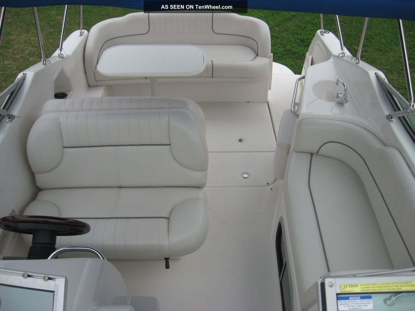 2005 Chaparral 240 Signature