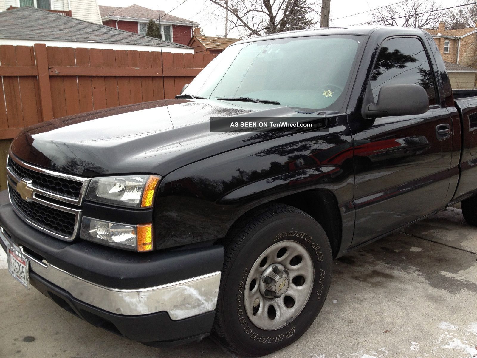 2006 Chevrolet Silverado 1500 Ls Standard Cab Pickup 2
