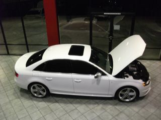 2011 Audi S4 Quattro Auto S - Tronic & Audi Care Included Loaded photo