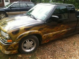 2001 Chevy S10 Xtreme With Custom Paint photo