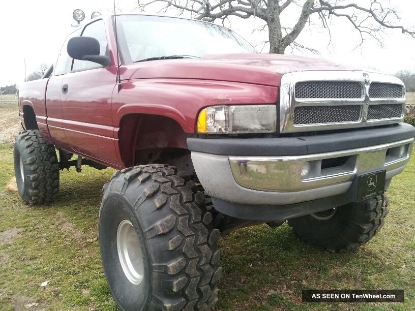 1995 Dodge Ram 1500 Extended Cab Monster Lifted 4x4 360 Ci