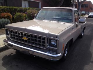 1975 Chevy C10 Shortbed Truck photo
